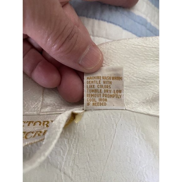 Victoria's Secret Vintage Ivory Satiny Fabric Long Robe Belted Size Petite Small - Picture 12 of 16